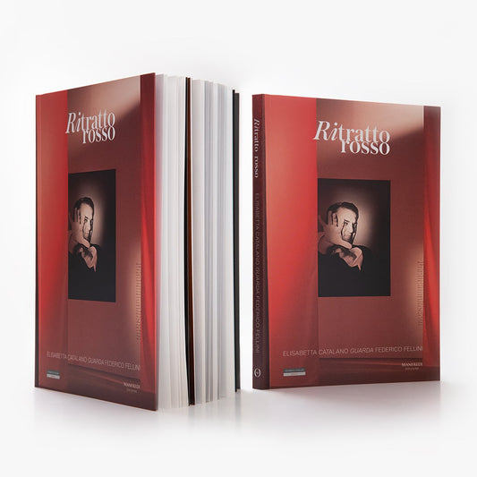 Two red books titled 'Ritratti Rosso' on a white background